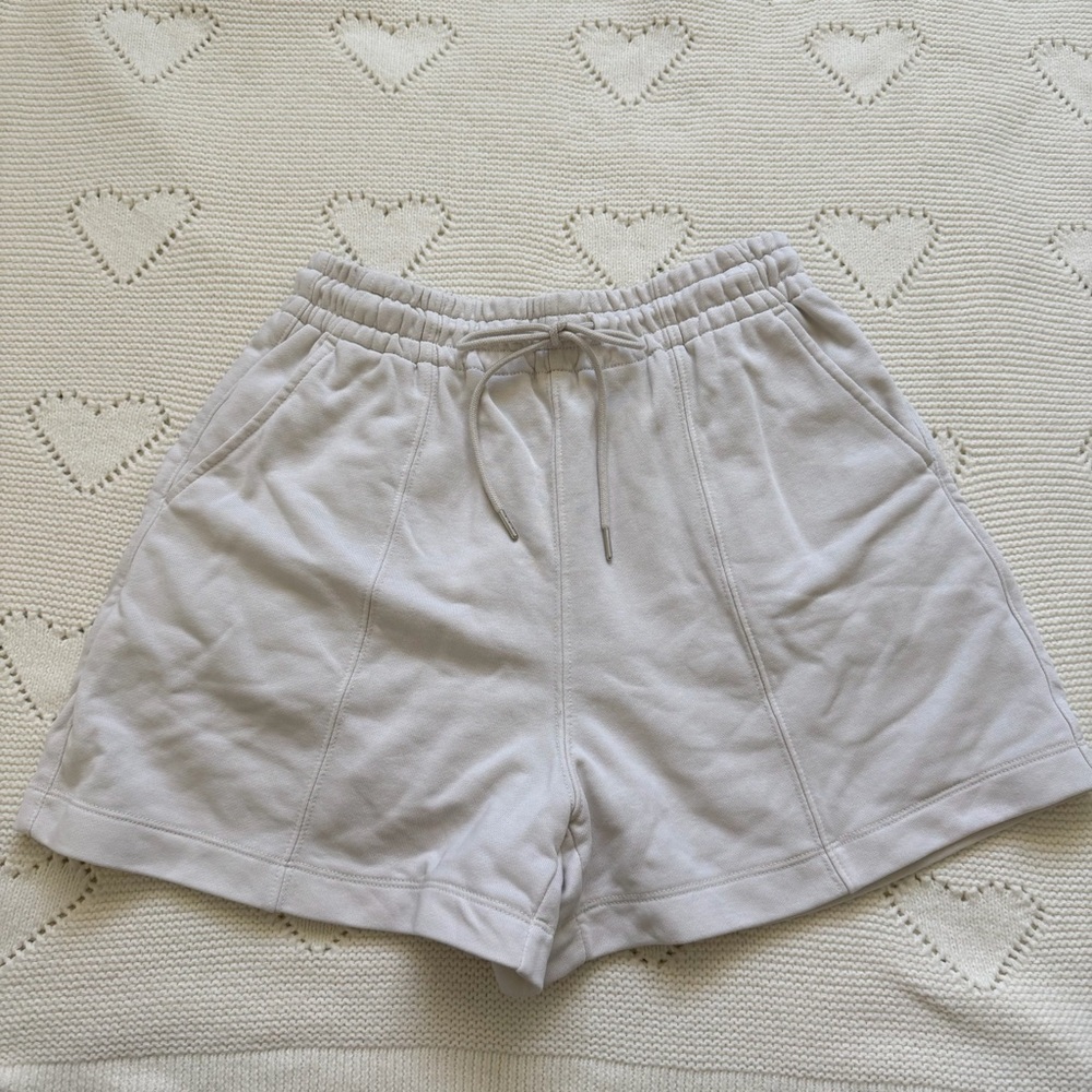 GU Cream Lounge Shorts